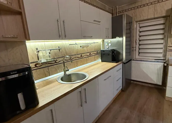 Cozy Two-room * 크라이오바